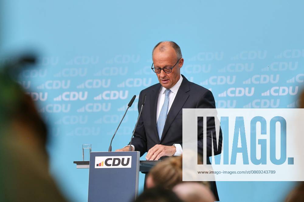 Berlin, Deutschland, 12.10.2026: Konrad-Adenauer-Haus: Pressekonferenz in der CDU-Bundesgeschäftsstelle nach Bundesvorstandssitzung: Bundeskanzler Friedrich Merz (CDU)