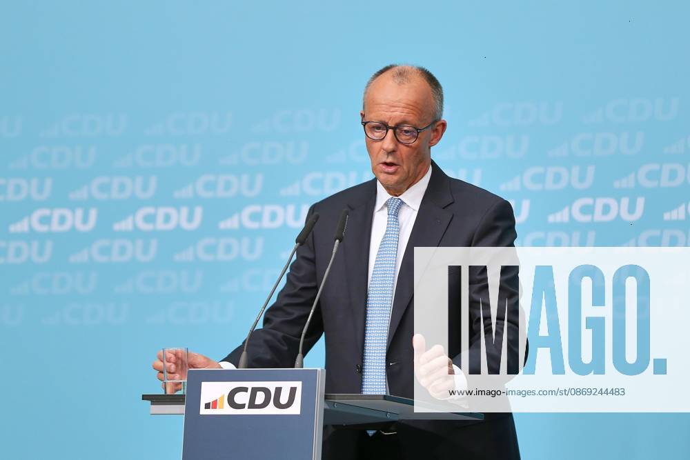 Berlin, Deutschland, 12.10.2026: Konrad-Adenauer-Haus: Pressekonferenz in der CDU-Bundesgeschäftsstelle nach Bundesvorstandssitzung: Bundeskanzler Friedrich Merz (CDU)