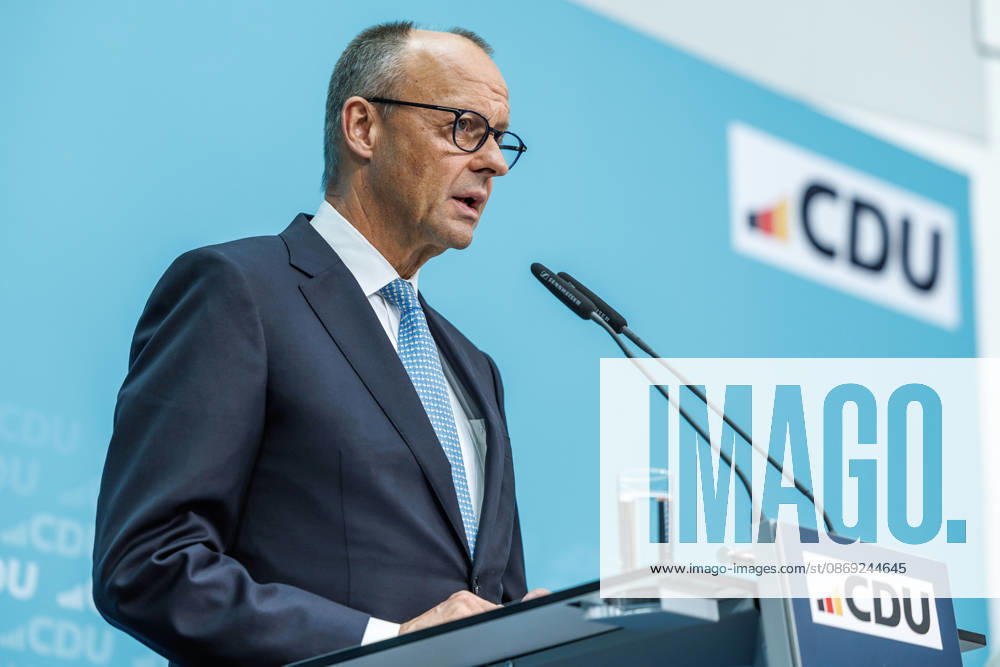 Pressekonferenz mit dem Vorsitzenden der CDU Deutschlands, Bundeskanzler Friedrich Merz und der Generalsekretärin der CDU Deutschlands Franziska Hoppermann Pressekonferenz mit dem Vorsitzenden der CDU Deutschlands, Bundeskanzler Friedrich Merz und der Generalsekretärin der CDU Deutschlands Franziska Hoppermann am 12.10.2026 in Berlin. Berlin Berlin Deutschland CDU-Bundesgeschäftsstelle (Konrad-Adenauer-Haus)