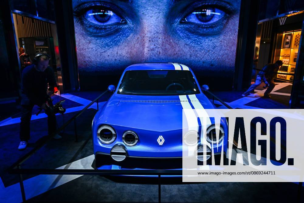 2026 PARIS MOTOR SHOW PHOTOPQR OUEST FRANCE Franck Dubray Paris, Oct. 12, 2026 Paris Motor Show, Porte de Versailles, Paris Renault R8 Gordini Booth Photo by Franck Dubray Oct. 12, 2026 Paris Motor Show, Paris, France
