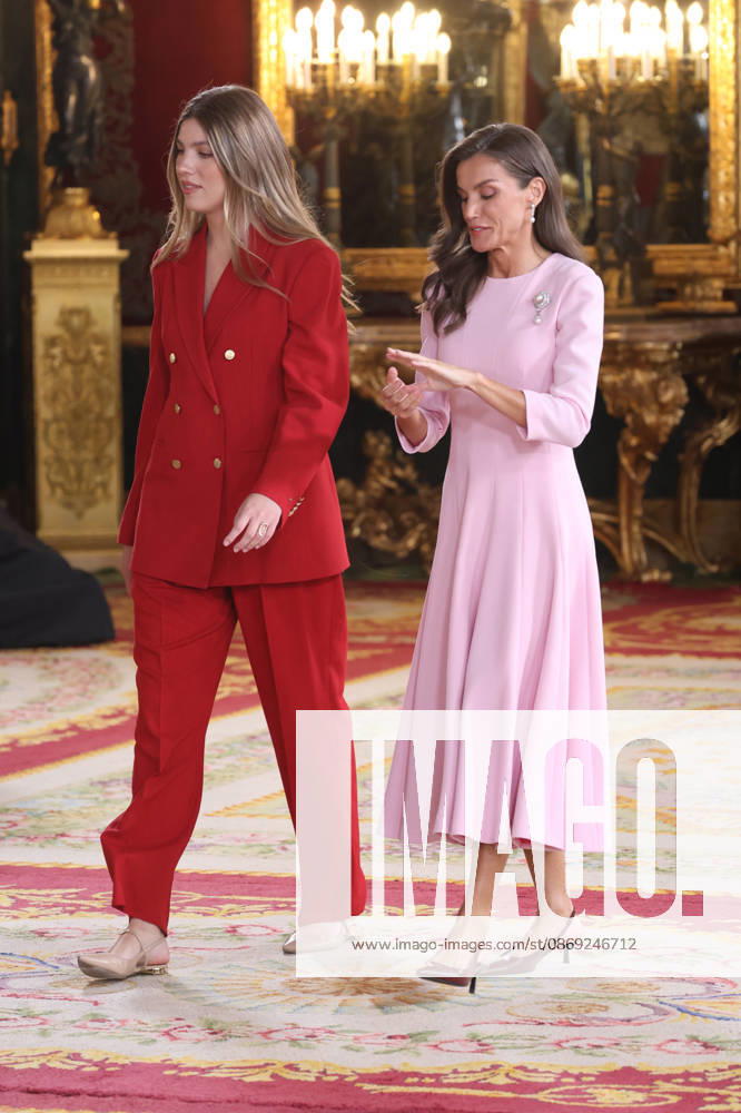 The King and Queen, the Princess of Asturias, and Infanta Sofía preside over the reception at the Royal Palace to mark National Day Infanta Sofía and Queen Letizia during the reception marking National Day at the Royal Palace on October 12, 2026, in Madrid, Spain. The event is presided over by the King and Queen, the Princess of Asturias, and Infanta Sofía following the solemn ceremony honoring the national flag and the military parade held in Plaza de Cánovas del Castillo. The commemoration of National Day aims to solemnly recall moments in our collective history that form part of our shared historical, cultural, and social heritage, recognized as such by the vast majority of citizens. HISPANIC DAY KING FELIPE QUEEN LETIZIA PRINCESS LEONO