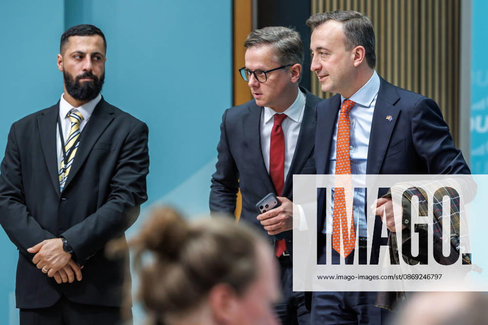 Pressekonferenz mit dem Vorsitzenden der CDU Deutschlands, Bundeskanzler Friedrich Merz und der Generalsekretärin der CDU Deutschlands Franziska Hoppermann Carsten Linnemann, Bundesminister für Gesundheit der Bundesrepublik Deutschland und Paul Ziemiak am 12.10.2026 im Konrad-Adenauer-Haus in Berlin. Berlin Berlin Deutschland CDU-Bundesgeschäftsstelle (Konrad-Adenauer-Haus)