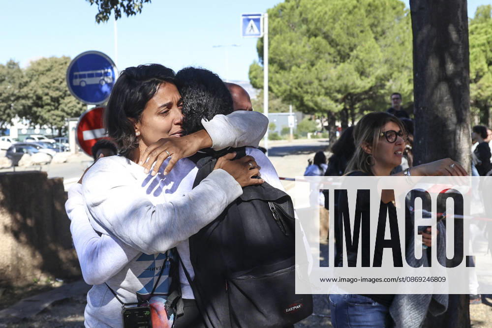 Parents Pick Up Their Child: Middle School Principal and Teacher Shot; 14-Year-Old Shooter Arrested at Joseph Lakanal Middle School in Aubagne, France, October 12, 2026 Meddah Bestimage Joseph Lakanal Middle School after a principal was injured by a shot from a hunting rifle and a teenager was arrested in Aubagne, southern France, on October 12, 2026. The principal was struck by a 12-gauge hunting rifle shot, the same source specified, adding that a member of the teaching staff was also struck. The victim’s life is not in danger. Aubagne, France