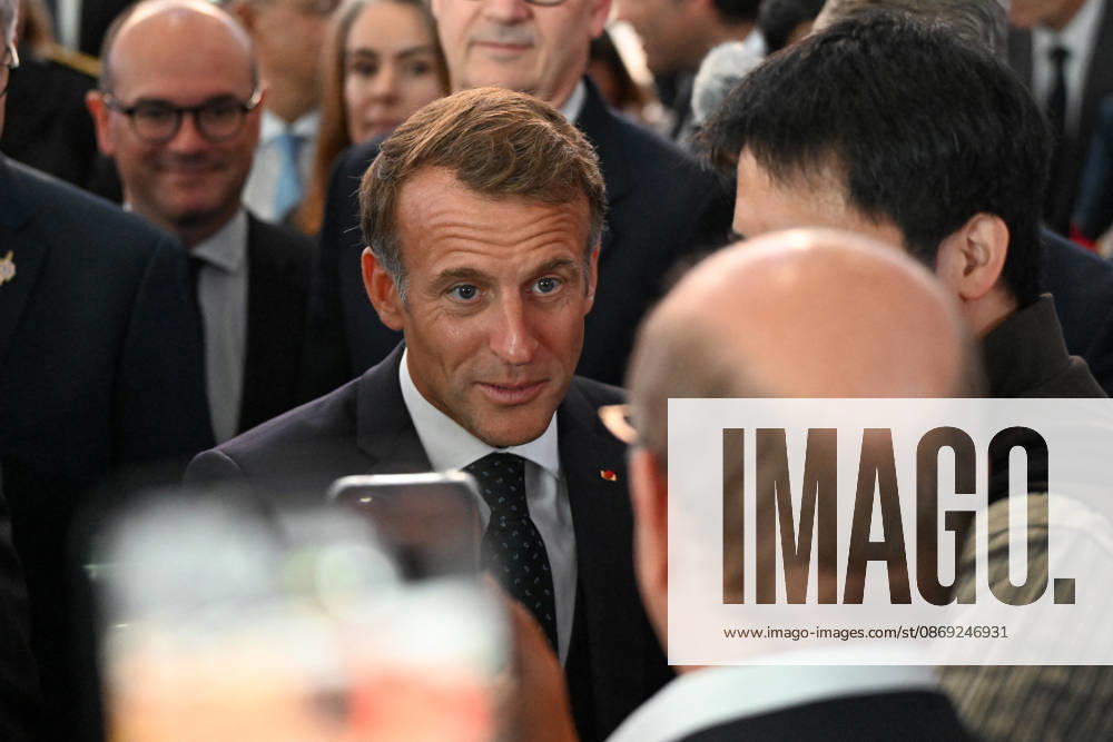 French President Emmanuel Macron, accompanied by Luc Chatel and Roland Lescure, Minister of the Economy, Finance, and Industrial, Energy, and Digital Sovereignty, attends the 2026 Paris Motor Show at Paris Expo · Porte de Versailles in Paris, France, on October 12, 2026. Lionel Urman Bestimage French President Emmanuel Macron at the international Paris Motor Show at the Porte de Versailles in Paris, France, on October 12, 2026. Paris, France
