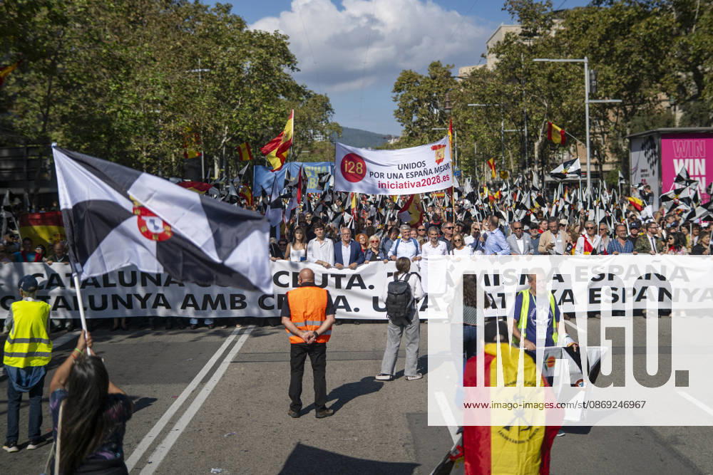Demonstration in Barcelona under the slogan Catalonia with Ceuta: One Spain —Several people during a demonstration under the slogan Catalonia with Ceuta: One Spain, on October 12, 2026, in Barcelona, Catalonia, Spain. The rally marking October 12, organized by Unidos por Ceuta, Espanya i Catalans, Catalunya Suma, S’ha Acabat, and Impulso Ciudadano, aims to celebrate the National Day and reaffirm the unity of Spain and the ties between Catalonia and Ceuta. OCTOBER 12, 2026 Lorena Sopê Barcelona, Catalonia Barcelona, Catalonia, Spain