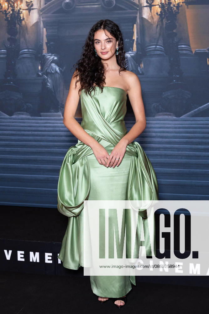 Le Fantome De L Opera Paris Film Premiere Deva Cassel attends Le Fantôme de lOpéra Paris Film Premiere at Pathe Palace on October 12, 2026 in Paris, France. Photo by Nasser Berzane ABACAPRESS.COM Paris France