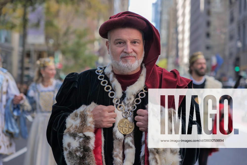Christopher Columbus marching in the 82nd annual Columbus Day Parade as it.made its way up Fifth Avenue bringing the excitement and spirit of Italian.American heritage to NYC. Floats, marching bands, italian music.and thousands of spectators celebrated the history, culture and.contributions of Italian Americans. New York USA - ZUMAh156 20261012_znp_h156_016