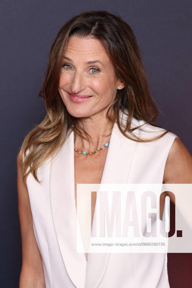Les Miserables Premiere - Paris Camille Cottin attend Les Miserables Premiere Premiere held at Palais des Congrès, in Paris, France, October 12, 2026. Photo by Jerome Domine ABACAPRESS.COM Paris France