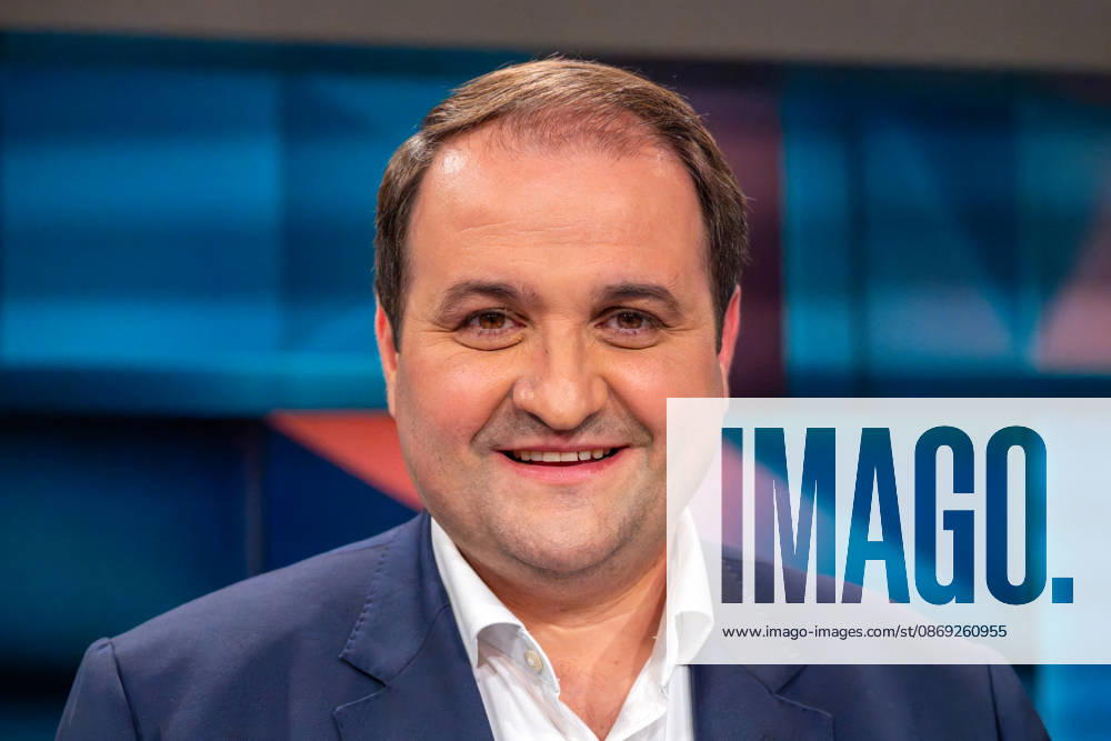 Hart aber Fair aus Köln am 12. Oktober 2026. Im Bild der Minister für Bundes- und Europaangelegenheiten, Internationales sowie Medien des Landes Nordrhein-Westfalen, Nathanael Liminski, CDU. Bärbel Bas ist als Arbeitsministerin und SPD-Vorsitzende zurückgetreten. Wurde sie Unmenschlich behandelt? Die politische Mitte in Deutschland wird leer. CDU und SPD kämpfen um ihr Überleben. Die AfD greift in einzelnen Bundesländern nach der Macht. Die Klamroths Gäste diskutierten kontrovers über die Zukunft Deutschlands. Köln Nordrhein-Westfalen Deutschland