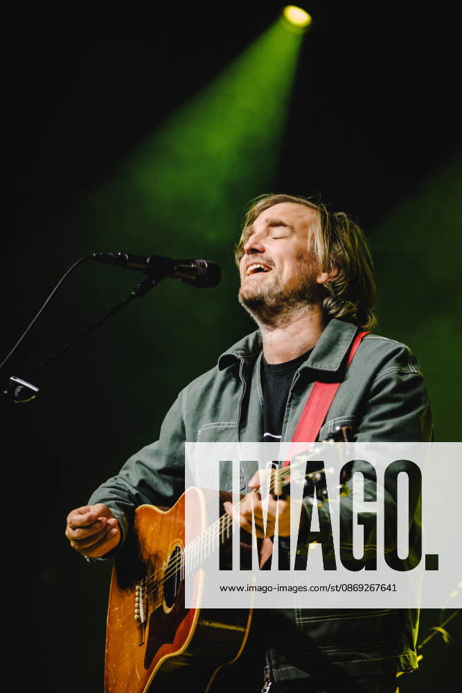Starsailor live in Bern, Switzerland Bern, Switzerland. 12th, October 2026. The English band Starsailor performs a live concert at Bierhubeli in Bern. Here vocalist and musician James Walsh is seen live on stage. Switzerland, Bern, Bierhübeli