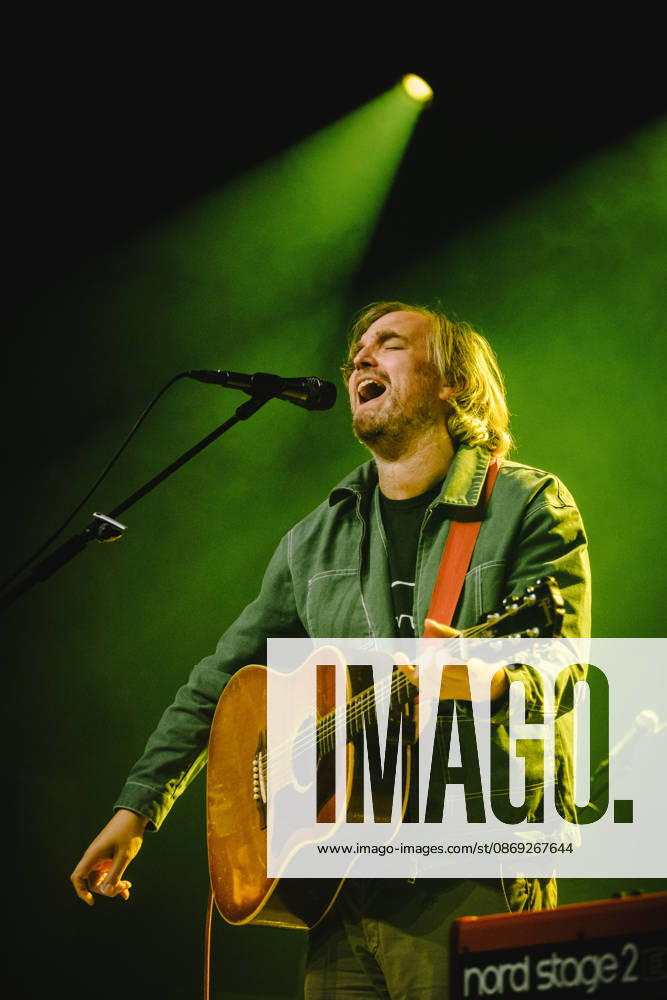 Starsailor live in Bern, Switzerland Bern, Switzerland. 12th, October 2026. The English band Starsailor performs a live concert at Bierhubeli in Bern. Here vocalist and musician James Walsh is seen live on stage. Switzerland, Bern, Bierhübeli