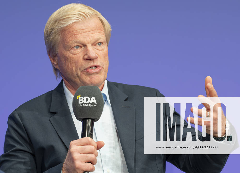 Oliver Kahn besucht Arbeitgebertag 2026 EUR, Deutschland, Berlin, 13.10.2026: Oliver Kahn, Welttorhüter, Unternehmer, Investor, Gründer der Oliver Kahn-Stiftungim Interview auf dem Arbeitgebertag 2026 der Bundesvereinigung der Deutschen Arbeitgeberverbände.