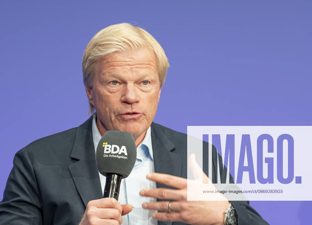 Oliver Kahn besucht Arbeitgebertag 2026 EUR, Deutschland, Berlin, 13.10.2026: Oliver Kahn, Welttorhüter, Unternehmer, Investor, Gründer der Oliver Kahn-Stiftungim Interview auf dem Arbeitgebertag 2026 der Bundesvereinigung der Deutschen Arbeitgeberverbände.