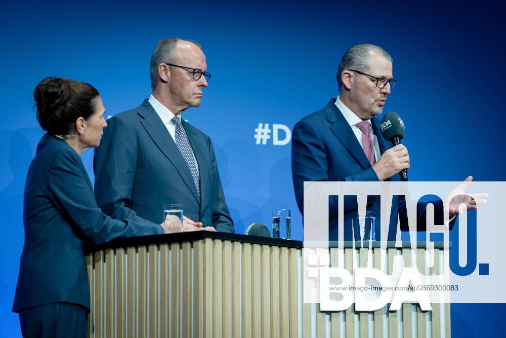 Deutschen Arbeitgebertag, bcc, Berlin Congress Center Deutschen Arbeitgebertag, bcc, Berlin Congress Center, Rainer Dulger, Arbeitgeberpräsident Friedrich Merz, Bundeskanzler Dagmar Rosenfeld Berlin Berlin GER