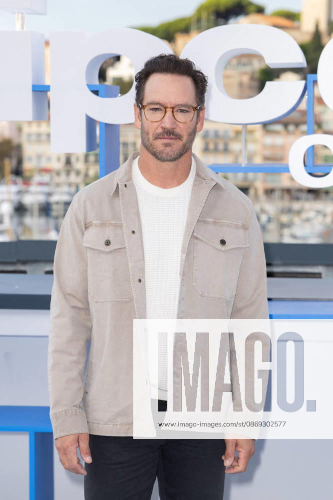 Mark-Paul Gosselaar During Premiere of BulgES - Cannes Mark-Paul Gosselaar attends the photocall of BulgES during Cannes Mipcom 2026 in Cannes, France on October 13, 2026. Photo by Shootpix ABACAPRESS.COM Cannes France