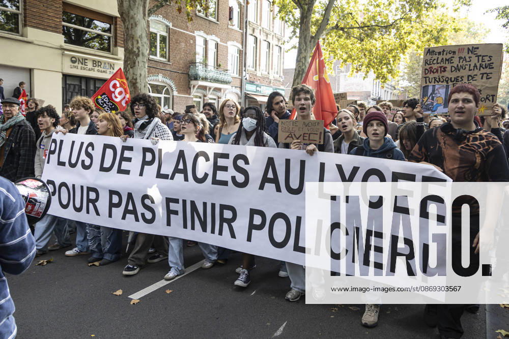 High School Students Protest Education Budget Cuts In Lille - France Protesters seen holding placards as they march through the streets during the demonstration. Thousands of high school students and protesters are marching through the streets to protest against budget cuts affecting high schools and the entire national education system in Lille on 13 October 2026. Photo by Sebastien Courdji ABACAPRESS Lille Hauts-de-France France