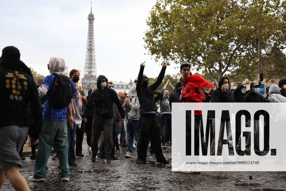 Students Protest in Paris - France - Tear gas and water cannon launched by police during a demonstration of high-school students near the Cathedral of Saint-Louis-des-Invalides in Paris, on October 13, 2026, as part of a nationwide high school mobilisation. France sees nationwide demonstrations on October 13 in support of students protesting poor classroom conditions for weeks, as authorities and participants remain wary of further violence. Photo by Raphael Lafargue ABACAPRESS.COM Paris France