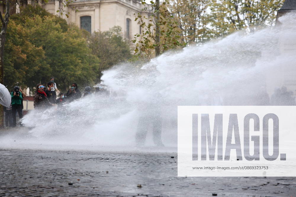 Students Protest in Paris - France - Tear gas and water cannon launched by police during a demonstration of high-school students near the Cathedral of Saint-Louis-des-Invalides in Paris, on October 13, 2026, as part of a nationwide high school mobilisation. France sees nationwide demonstrations on October 13 in support of students protesting poor classroom conditions for weeks, as authorities and participants remain wary of further violence. Photo by Raphael Lafargue ABACAPRESS.COM Paris France