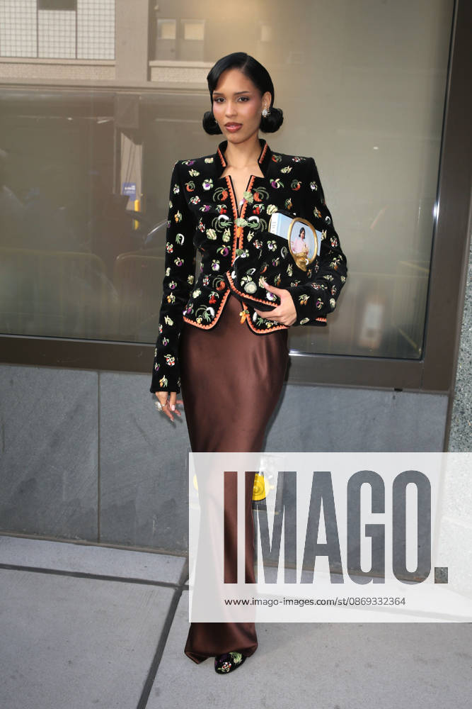 NARA SMITH at ABC Studios in New York City New York USA - ZUMAh16_ 20261013_zaf_h16_080