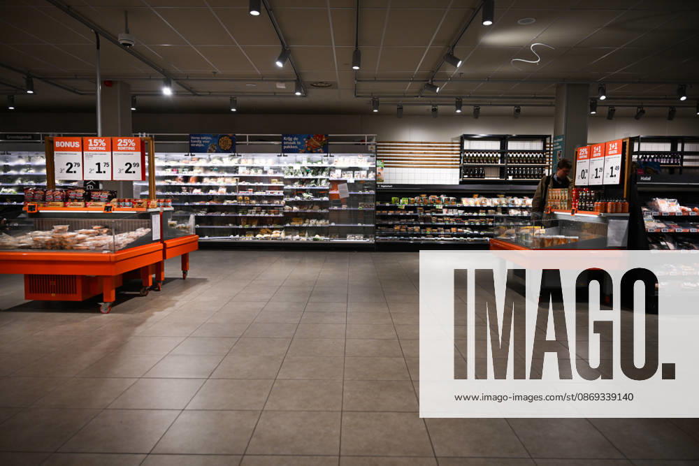 Suspected cyberattack disrupts supermarket operations across Europe ROTTERDAM, NETHERLANDS - OCTOBER 13: A major cybersecurity incident affecting supermarket chain Albert Heijn in Rotterdam, Netherlands on October 13, 2026, and other businesses disrupts operations in the Netherlands, France and other European countries. The ongoing investigation has raised concerns about a possible cyberattack, while the company warns customers of potential phishing attempts. Authorities and cybersecurity experts continue to assess the incident Mouneb Taim Anadolu Rotterdam Netherlands. Editorial use only. Please get in touch for any other usage.