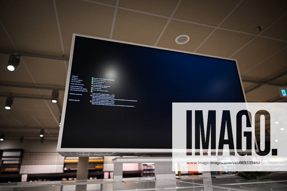 Suspected cyberattack disrupts supermarket operations across Europe ROTTERDAM, NETHERLANDS - OCTOBER 13: A major cybersecurity incident affecting supermarket chain Albert Heijn in Rotterdam, Netherlands on October 13, 2026, and other businesses disrupts operations in the Netherlands, France and other European countries. The ongoing investigation has raised concerns about a possible cyberattack, while the company warns customers of potential phishing attempts. Authorities and cybersecurity experts continue to assess the incident Mouneb Taim Anadolu Rotterdam Netherlands. Editorial use only. Please get in touch for any other usage.