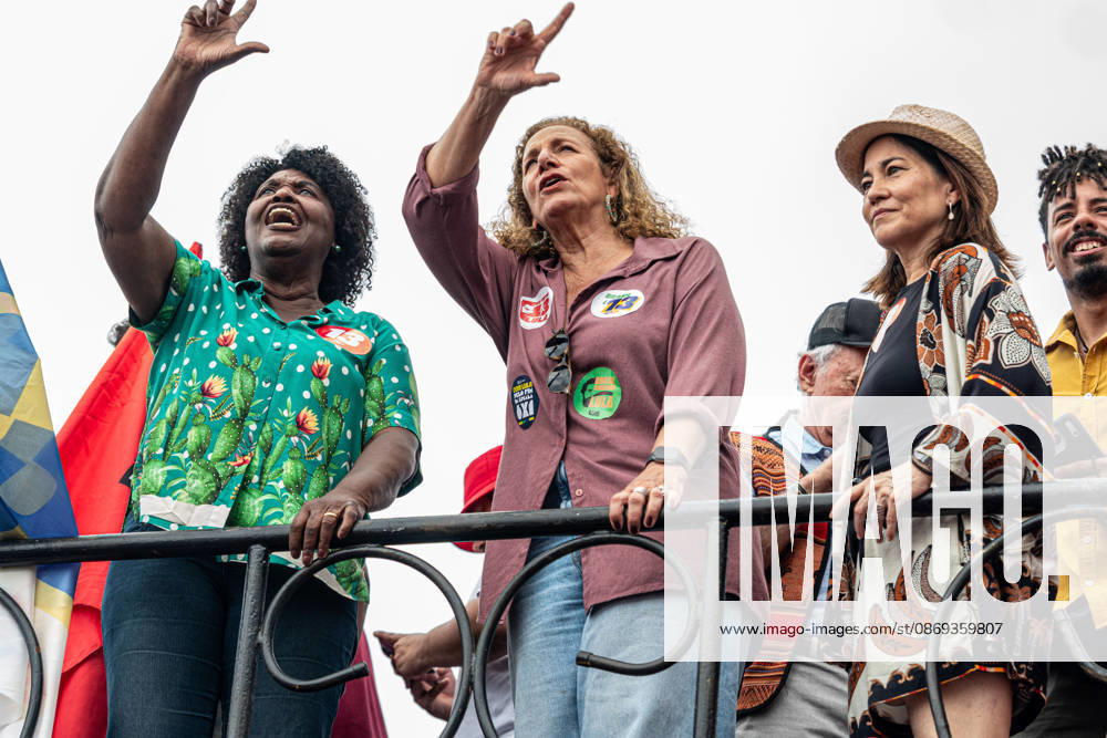 RIO DE JANEIRO, RJ - 12.10.2026: BRASIL PELA DEMOCRACIA RJ - Pro-Lula rally - Brazil for democracy, held this Monday (12) in Copacabana in Rio de Janeiro RJ. x3031018x RaphaxSilva