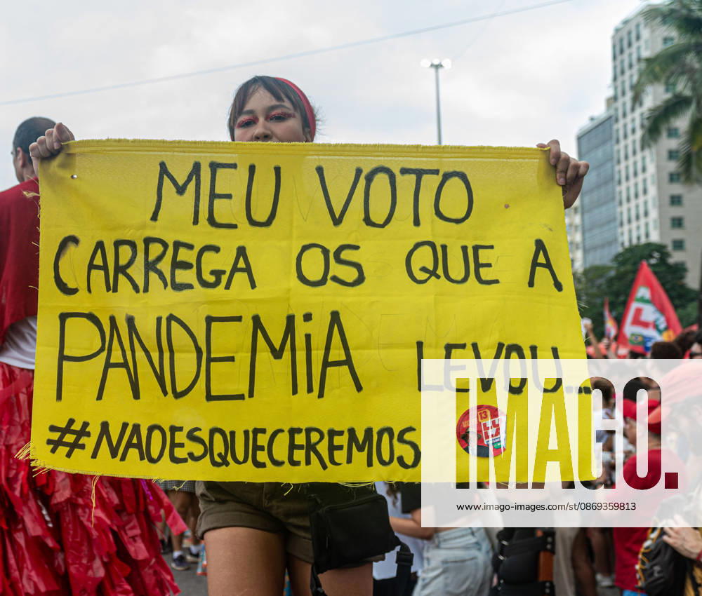 RIO DE JANEIRO, RJ - 12.10.2026: BRASIL PELA DEMOCRACIA RJ - Pro-Lula rally - Brazil for democracy, held this Monday (12) in Copacabana in Rio de Janeiro RJ. x3031024x RaphaxSilva