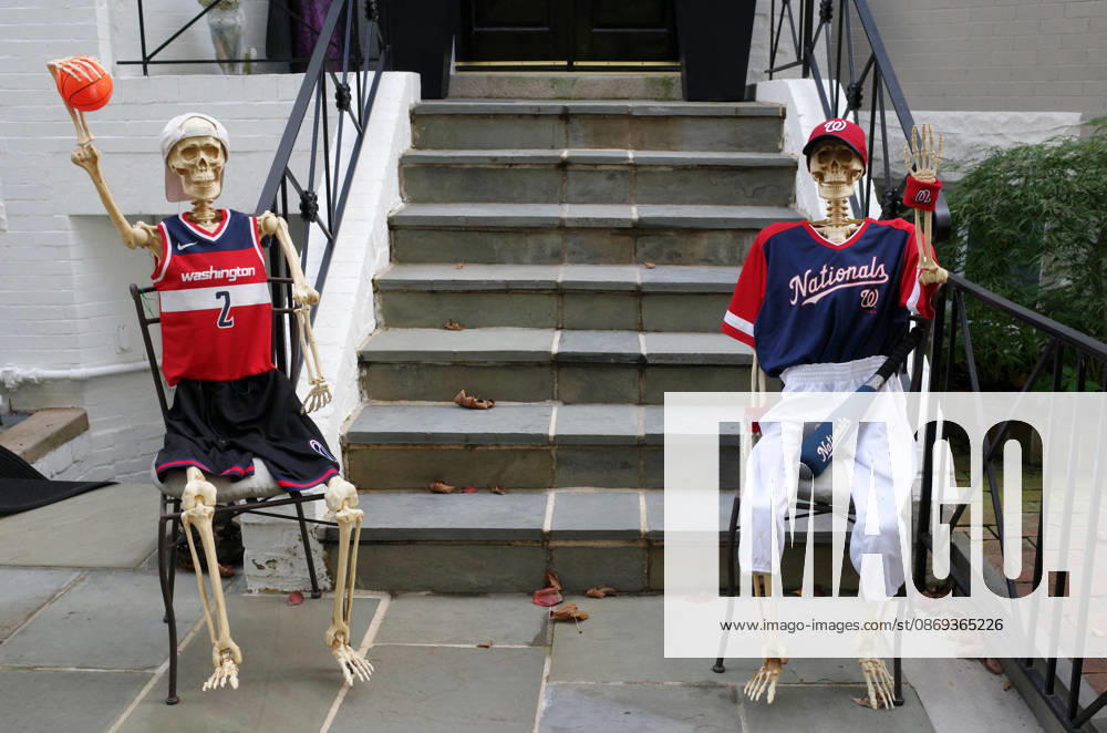 Halloween Decorations in Washington, DC Halloween themed decorations at a house downtown Washington, DC on October 13, 2026. Photo by Olivier Douliery ABACAPRESS.COM Washington Virginia United States