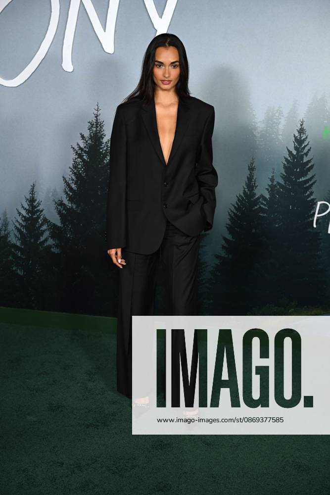 Los Angeles , CA: - OCTOBER 13: Gizele Oliveira at the Los Angeles premiere of Hulu s Phony at Pacific Design Center on October 13, 2026 Credit: Michael Mattes USA - ZUMAa123 20261013_zaa_a123_111