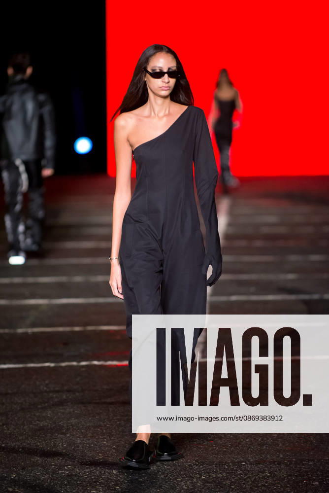 SãO PAULO, SP - 13.10.2026: SPFW N61 - The FORCA Studio fashion show took place this Wednesday (13), at Praça Charles Miller, during SPFW N61 in São Paulo, SP. In the photo, the Forca X collection, designed by creative directors Vivian Rivaben and Silvio De Marchi. x3031382x VincentxBosson