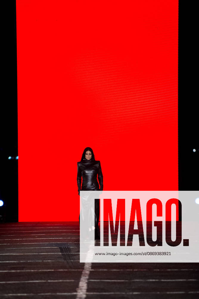 SãO PAULO, SP - 13.10.2026: SPFW N61 - The FORCA Studio fashion show took place this Wednesday (13), at Praça Charles Miller, during SPFW N61 in São Paulo, SP. In the photo, the Forca X collection, designed by creative directors Vivian Rivaben and Silvio De Marchi. x3031387x VincentxBosson