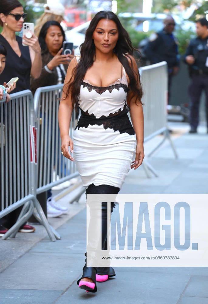 Paloma Elsesser At The Today Show Model Paloma Elsesser is arriving at the TV Show Today Show at NBC Studios in New York, NY on October 13, 2026. Photo by Dylan Travis ABACAPRESS.COM New York NY