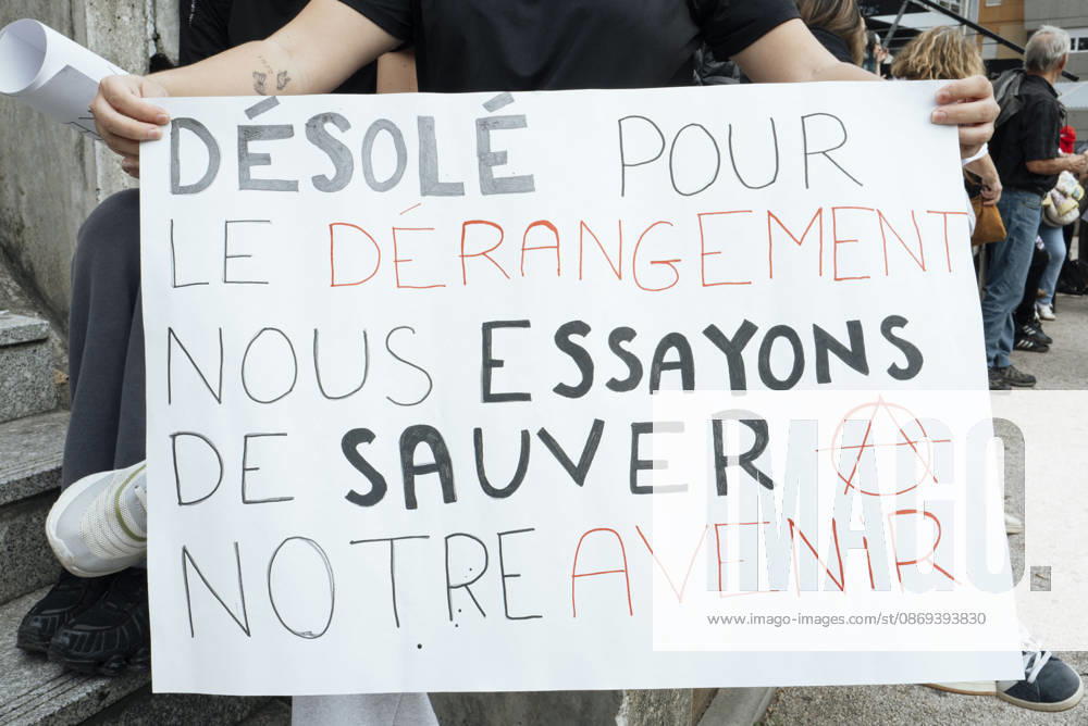 High School Student Mobilisation - Toulouse A placard - Sorry for the inconvenience – we re trying to save our future. Act V of the secondary school and university students protests. Young people and the world of work are continuing their joint mobilisation and demands for adequate resources for education, better study conditions, an end to student precariousness, and access to housing. France, Toulouse, 13 October 2026. Photo by Patricia Huchot-Boissier AbacaPress.com. TOULOUSE OCCITANIE France