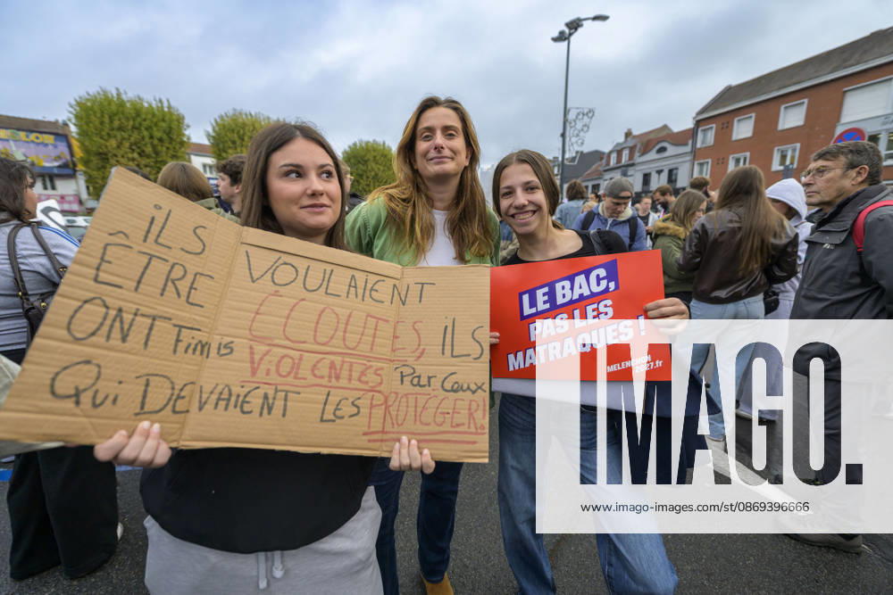 High School Students Demonstrate With Marine Tondelier In Lens - France Marine Tondelier, national secretary of the Europe Ecology The Greens party, poses with high school students during a protest march in Lens, Pas de Calais, France on October 13, 2026. The demonstration involved students from local high schools accompanied by political figures, teachers, and union representatives, with slogans including Le Bac, pas les matraques (Baccalaureate, not batons). Photo by Blanquart C ANDBZ ABACAPRESS.COM Lens Hauts-de-France France