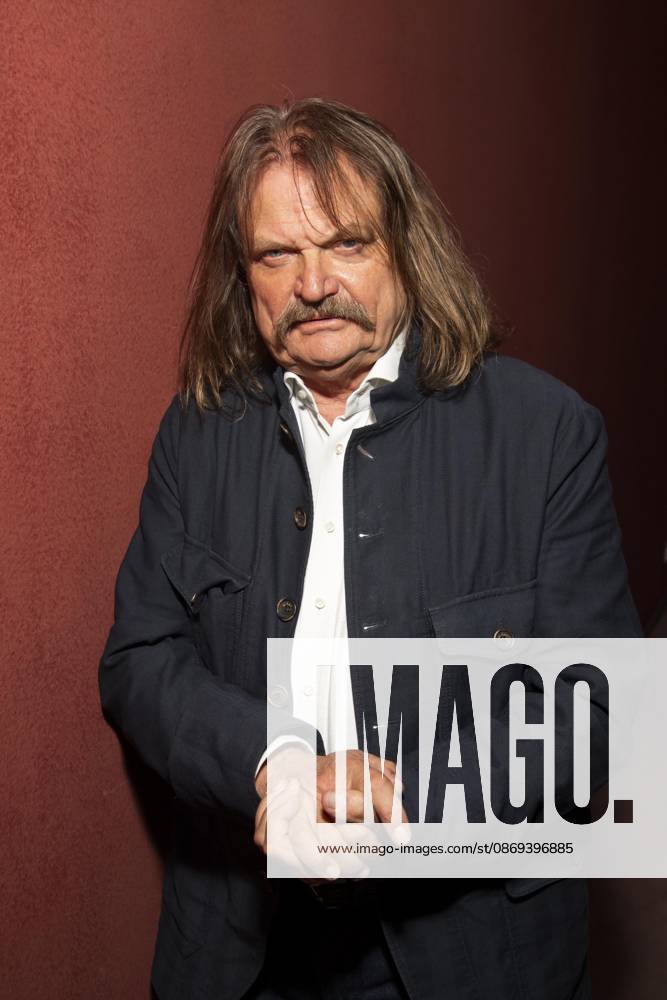ABB NOANGELS- Leslie Mandoki Musiker zu Gast bei der exklusiven Preview der ARD-Doku NO ANGELS - DAS SIND WIR im Colosseum Berlinam 13.10.2026 Berlin Deutschland