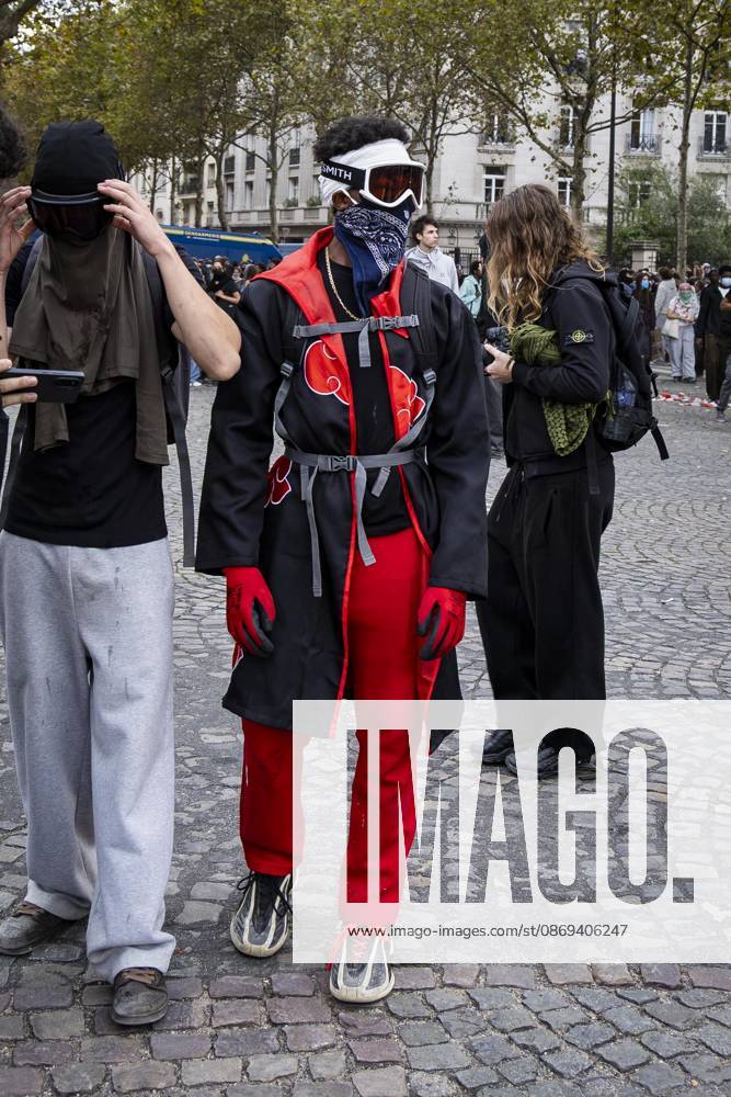 Photos from the student demonstrations in Paris on October 13, 2026 Vincenzo Arnone Bestimage Photos from the student demonstrations in Paris on October 13, 2026 Paris, France