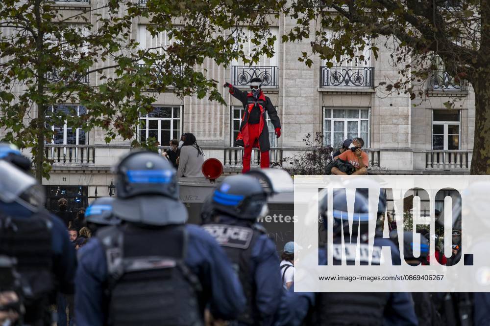 Photos from the student demonstrations in Paris on October 13, 2026 Vincenzo Arnone Bestimage Photos from the student demonstrations in Paris on October 13, 2026 Paris, France