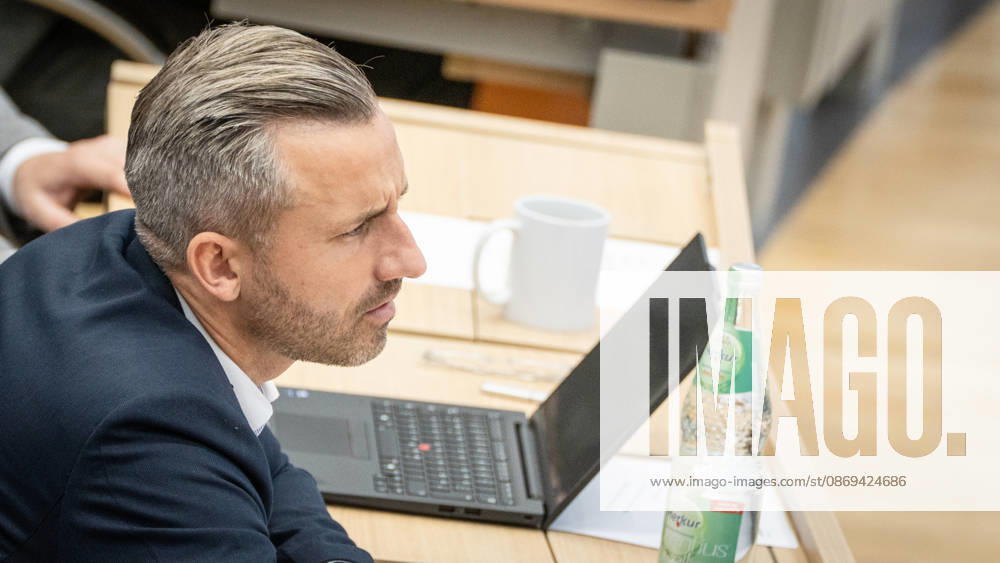 Ulrich Siegmund, AfD-Abgeordneter;Landtagssitzung Oktober 2026 (II) Sondersitzung auf Antrag von AfD und BSW zum Thema Frieden in der Ukraine schaffen, Magdeburg Sachsen-Anhalt Deutschland Landtag
