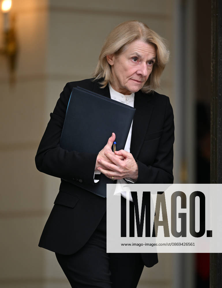 French government weekly cabinet meeting at Elysee Palace in Paris PARIS, FRANCE - OCTOBER 14: French Culture Minister Catherine Pegard leaves after a weekly cabinet meeting at the Elysee Palace in Paris, France on October 14, 2026. Mustafa Yalçin Anadolu Paris France. Editorial use only. Please get in touch for any other usage.