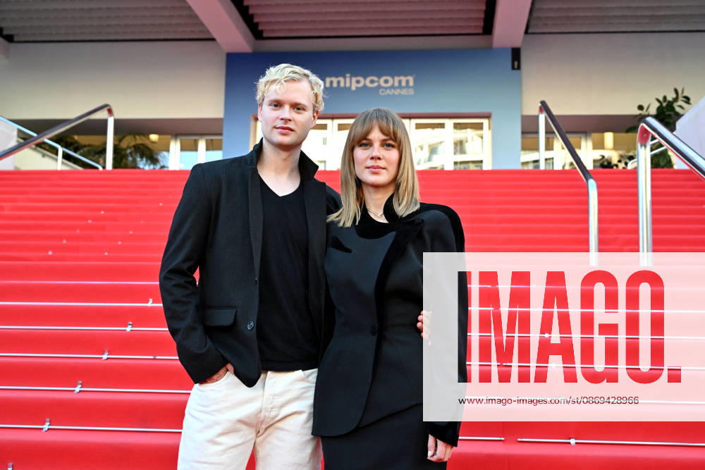 Edvin Endre and Alicia von Rittberg for *Queen Silvia* at MIPCOM 2026 at the Palais des Festivals for the world premiere screening in Cannes on October 13, 2026. MIPCOM is the International Market for Audiovisual Content and Co-production. Every year, in October, TV and media professionals in Cannes for four days of business, discussions, and networking. Bruno Bebert Bestimage Queen Silvia World premiere screening during MIPCOM 2026 at the Palais des Festivals in Cannes, Southern France, on October 13, 2026. Cannes, France