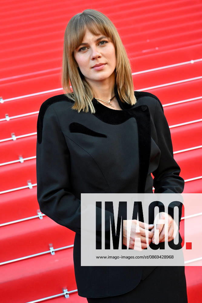 Alicia von Rittberg as Queen Silvia at MIPCOM 2026 at the Palais des Festivals for the world premiere screening in Cannes on October 13, 2026. MIPCOM is the International Market for Audiovisual Content and Co-production. Every year in October, it brings together TV and media professionals in Cannes for four days of business, discussions, and networking. Bruno Bebert Bestimage Queen Silvia World premiere screening during MIPCOM 2026 at the Palais des Festivals in Cannes, Southern France, on October 13, 2026. Cannes, France