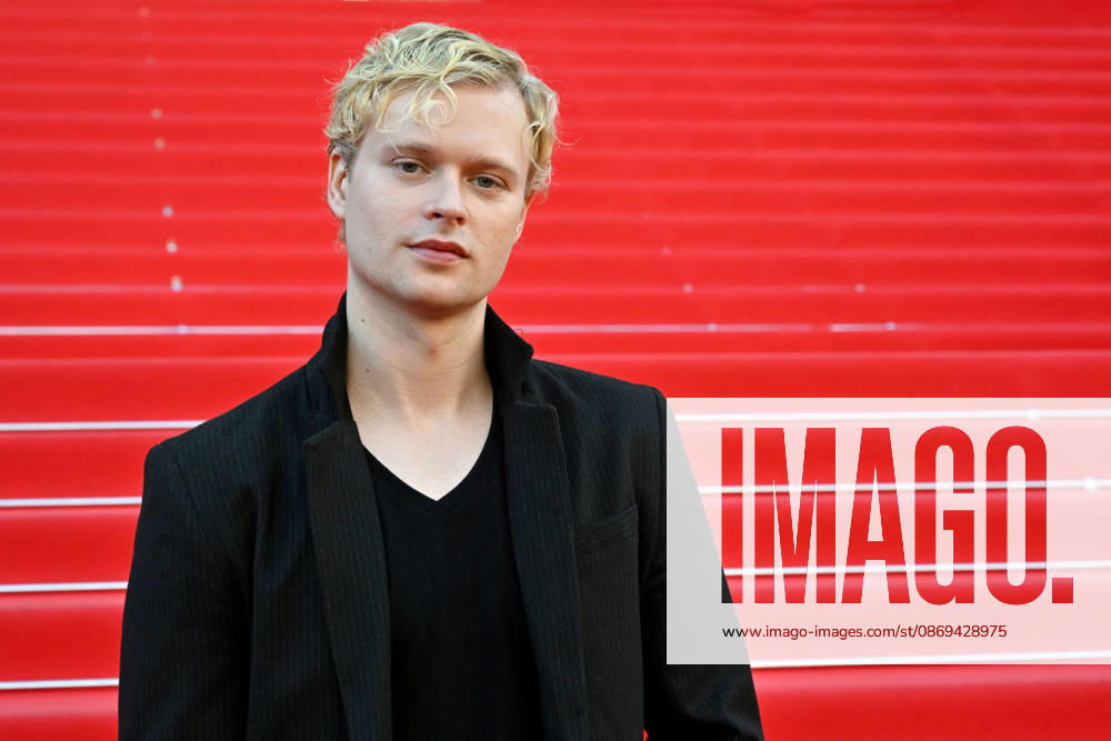 Edvin Endre for *Queen Silvia* at MIPCOM 2026 at the Palais des Festivals for the world premiere screening in Cannes on October 13, 2026. MIPCOM is the International Market for Audiovisual Content and Co-production. Every year in October, it brings together TV and media professionals in Cannes for four days of business, discussions, and networking. Bruno Bebert Bestimage Queen Silvia World premiere screening during MIPCOM 2026 at the Palais des Festivals in Cannes, Southern France, on October 13, 2026. Cannes, France