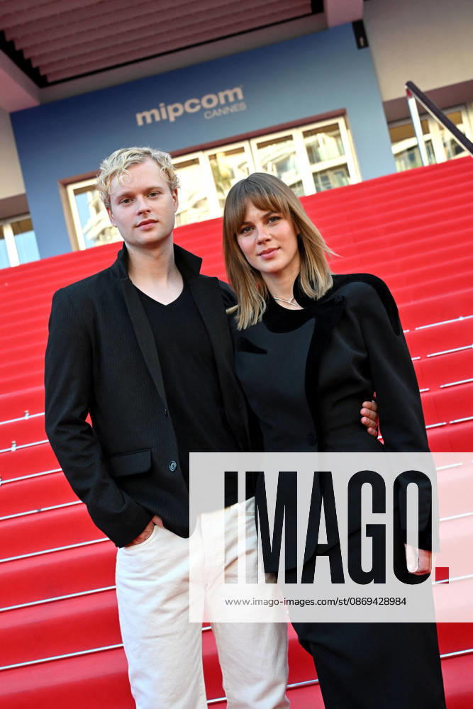 Edvin Endre and Alicia von Rittberg for *Queen Silvia* at MIPCOM 2026 at the Palais des Festivals for the world premiere screening in Cannes on October 13, 2026. MIPCOM is the International Market for Audiovisual Content and Co-production. Every year, in October, TV and media professionals in Cannes for four days of business, discussions, and networking. Bruno Bebert Bestimage Queen Silvia World premiere screening during MIPCOM 2026 at the Palais des Festivals in Cannes, Southern France, on October 13, 2026. Cannes, France