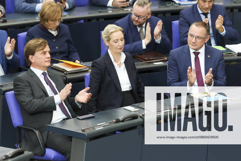 Bernd Baumann, Alice Weidel und Tino Chrupalla bei der Sitzung im Deutschen Bundestag am 14.10.2026 in Berlin Bundeskanzler Merz bei Regierungserklärung m Deutschen Bundestag