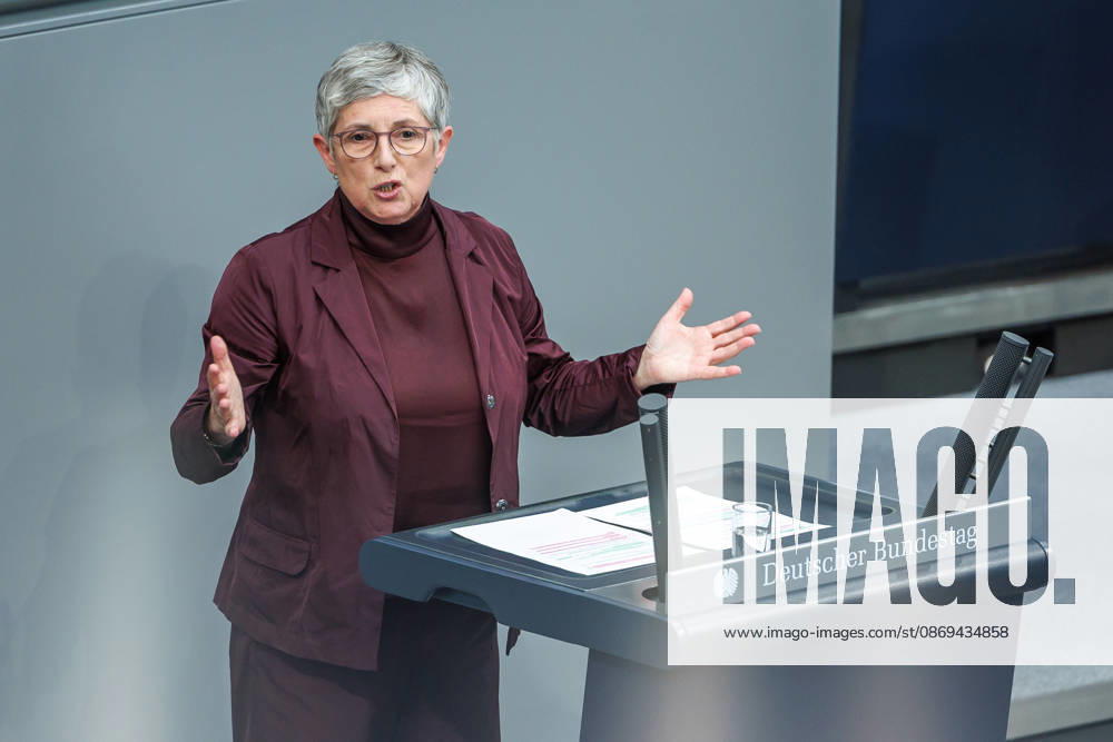 Bundestag Britta Haßelmann (Bündnis 90 Die Grünen) im Deutschen Bundestag am 14.10.26 in Berlin. Berlin Berlin Deutschland Bundestag