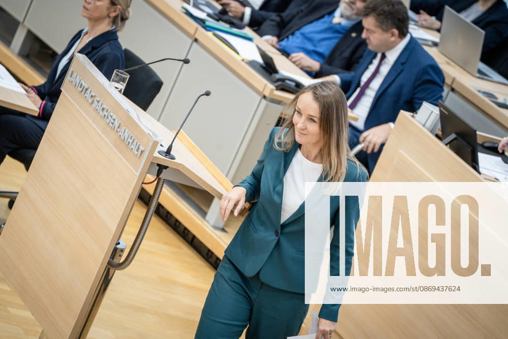 Claudia Wittig, Abgeordnete BSW;Landtagssitzung Oktober 2026 (II) Sondersitzung auf Antrag von AfD und BSW zum Thema Frieden in der Ukraine schaffen, Magdeburg Sachsen-Anhalt Deutschland Landtag