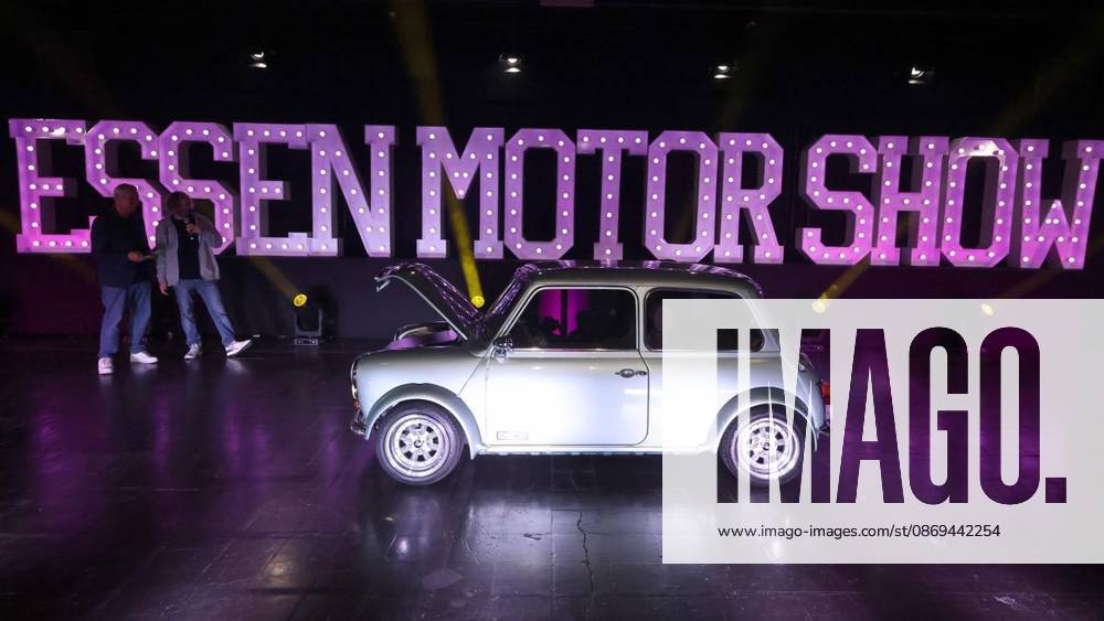 Rover Mini WATTson zur Essen Motor Show am 14. Okotber 2026 in der Messe Essen in Essen-Rüttenscheid. Deutschland Nordrhein-Westfalen Essen