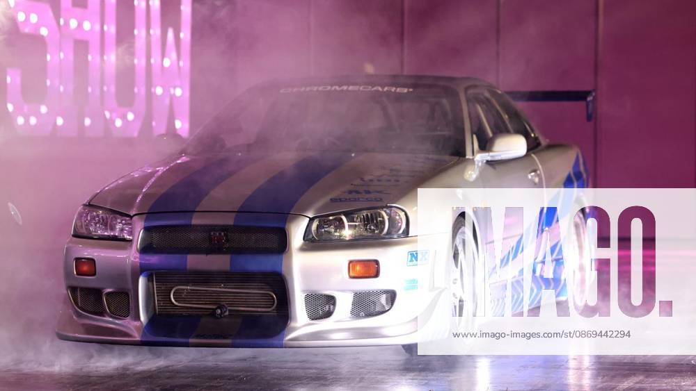 Nissan Sykline R34 GT-R aus 2 Fast 2 Furious zur Essen Motor Show am 14. Okotber 2026 in der Messe Essen in Essen-Rüttenscheid. Deutschland Nordrhein-Westfalen Essen