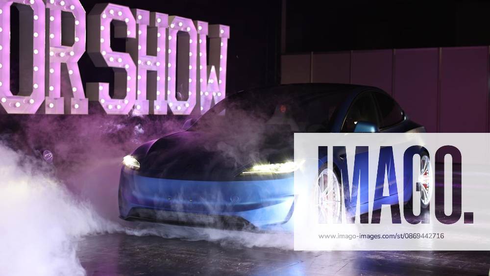 Tesla Model 3 Performance Highland zur Essen Motor Show am 14. Okotber 2026 in der Messe Essen in Essen-Rüttenscheid. Deutschland Nordrhein-Westfalen Essen