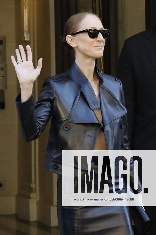 Céline Dion greets her fans as she leaves theRoyal Monceau Hotel in Paris before heading to the La Plénitude Arena at Paris La Défense to continue her concert series on October 14, 2026 Marc Ausset Lacroix Bestimage Céline Dion greets fans as she leaves the Royal Monceau Hotel in Paris before heading to the La Plénitude Arena at Paris La Défense to continue her concert series on October 14, 2026, Paris, France